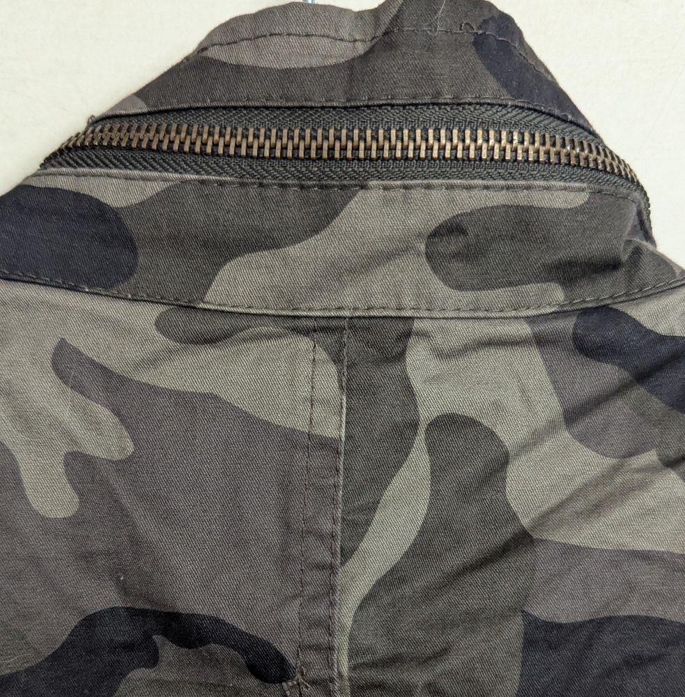 Love Tree Camo Vest Size Large NWT - Picture 9 of 14